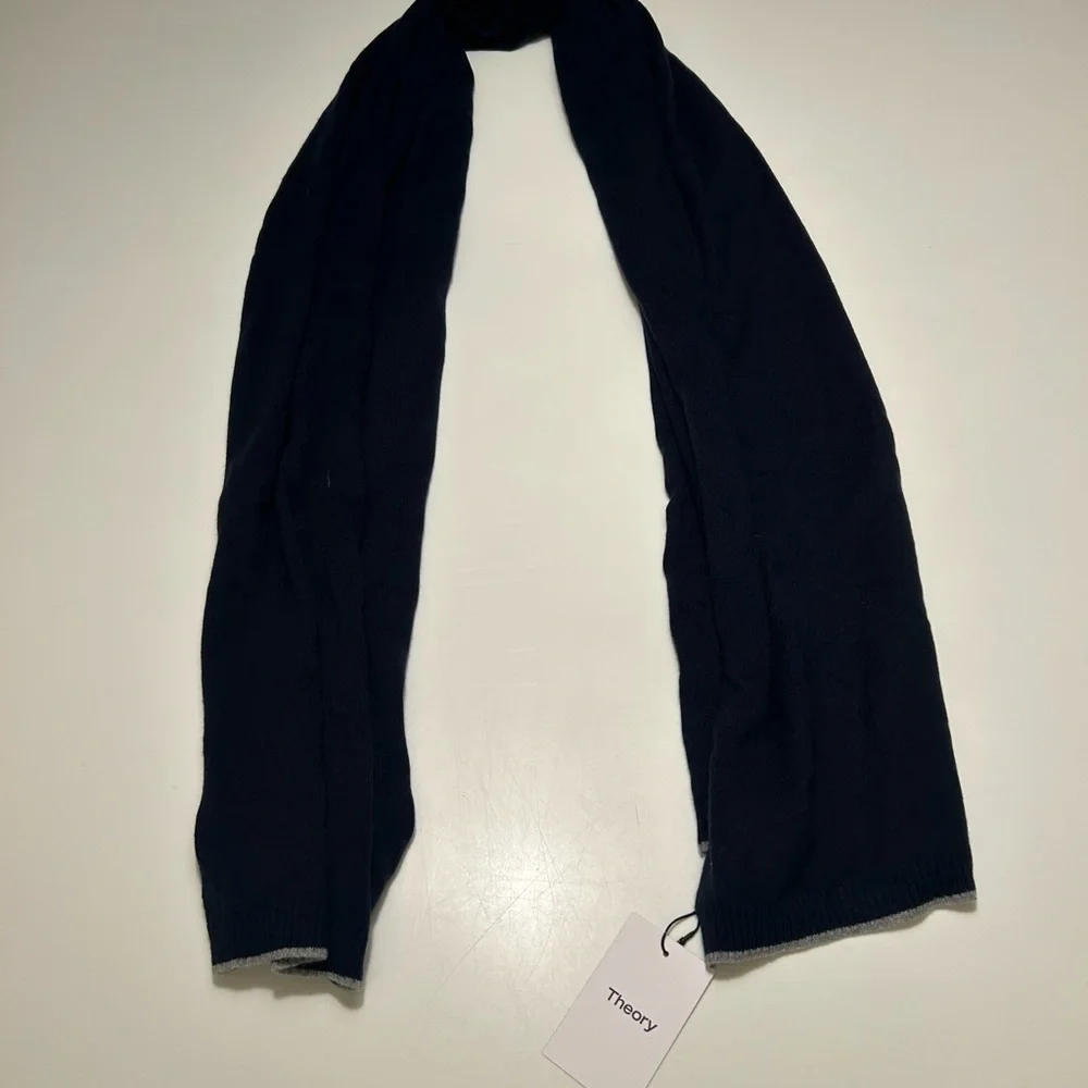 Theory Scarf - Picture 6 of 6